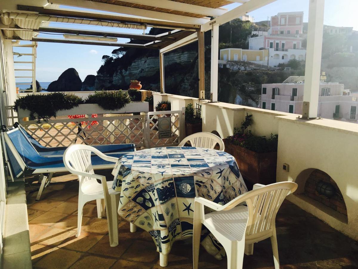 Apartamento Agenzia Isotur Nontiscordardime Ponza Exterior foto