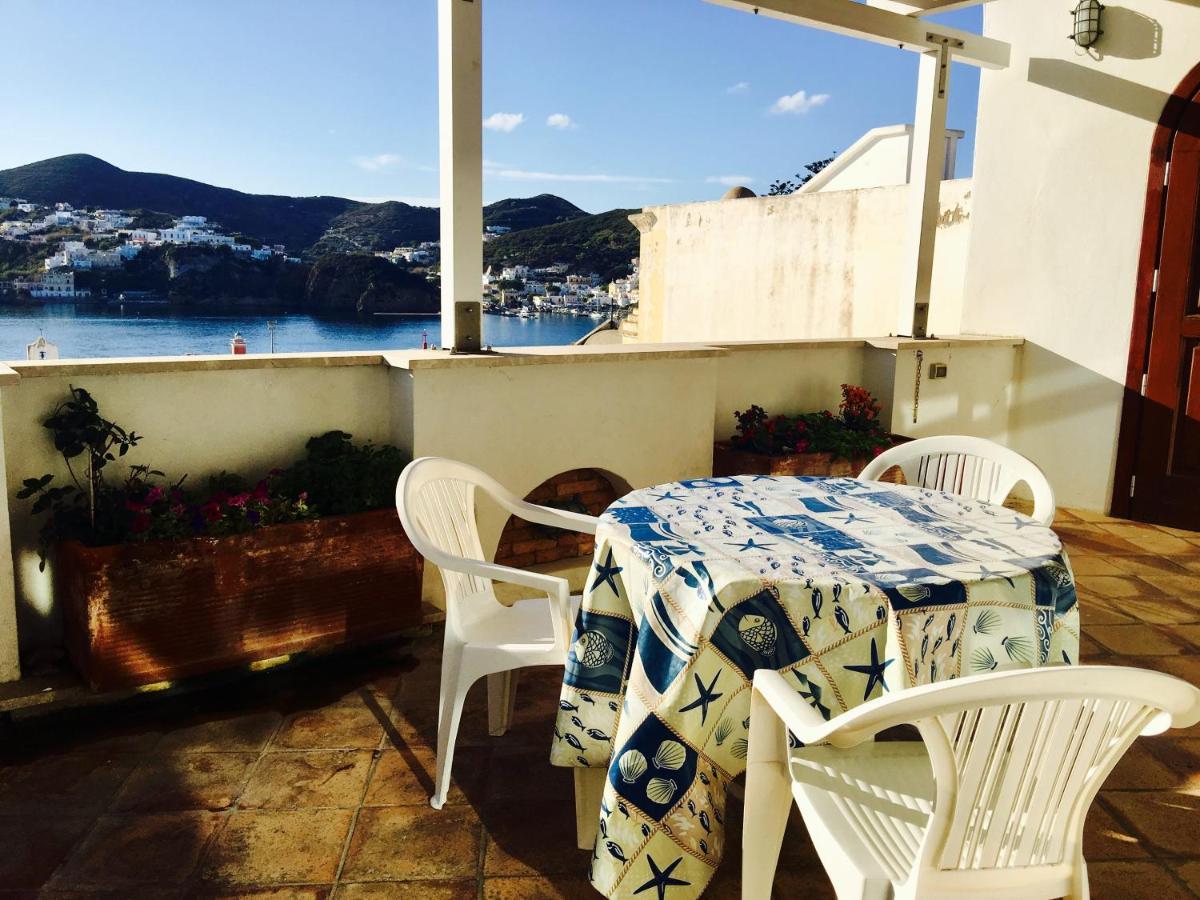 Apartamento Agenzia Isotur Nontiscordardime Ponza Exterior foto